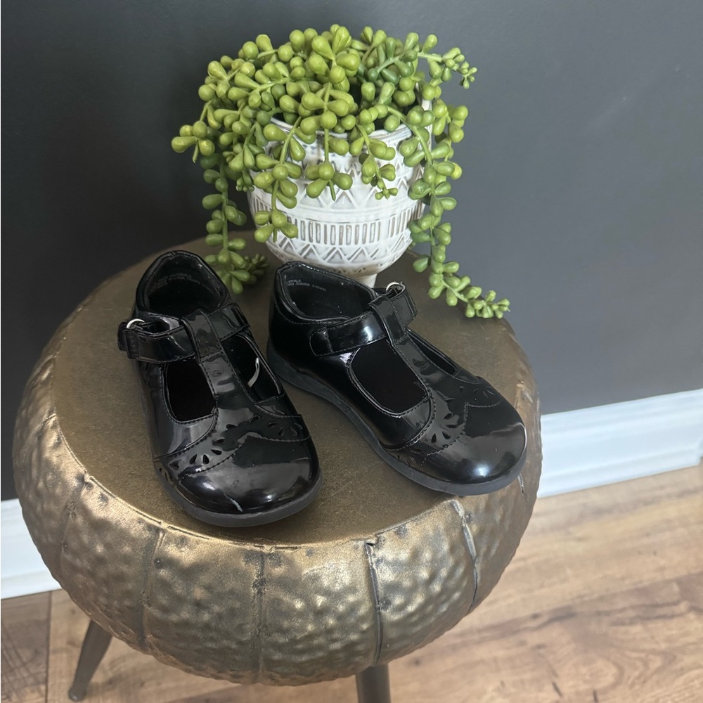 The Children's Place Shiny Black Dress Shoes